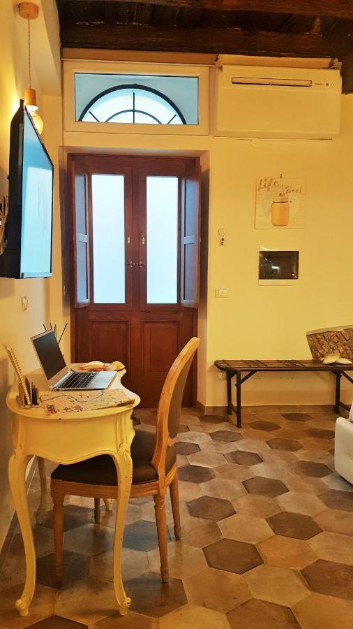 Colosseo Sweet Home Рим Екстер'єр фото